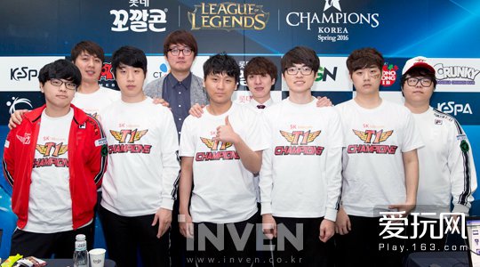 而是看他如 而是看他如